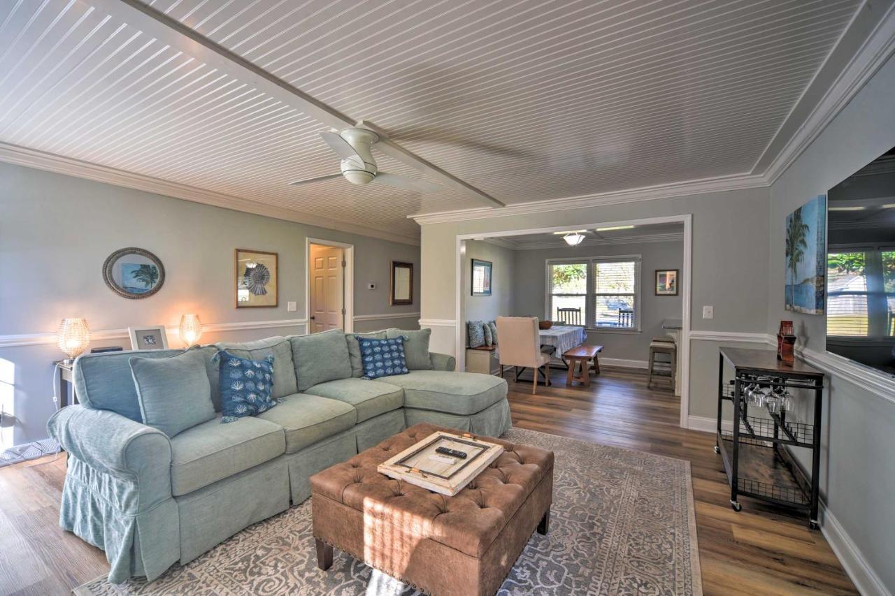 Charming House With Patio, 3 Half Mi To Beach! Charleston Bagian luar foto