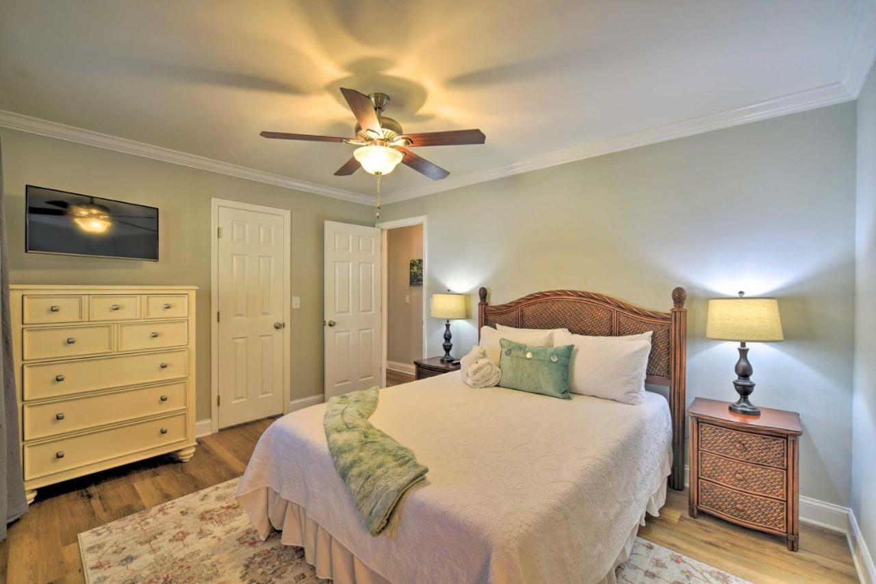 Charming House With Patio, 3 Half Mi To Beach! Charleston Bagian luar foto