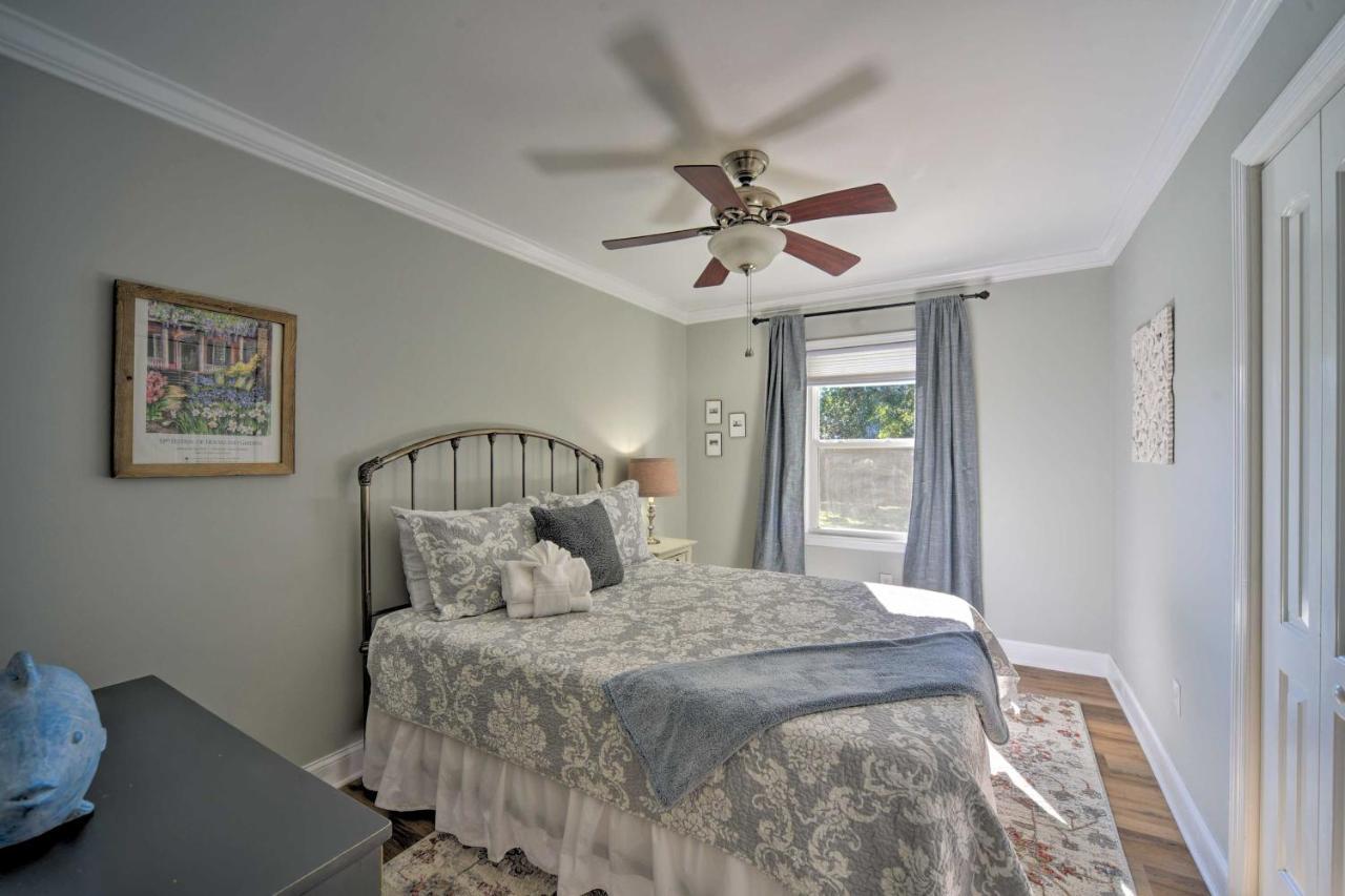 Charming House With Patio, 3 Half Mi To Beach! Charleston Bagian luar foto
