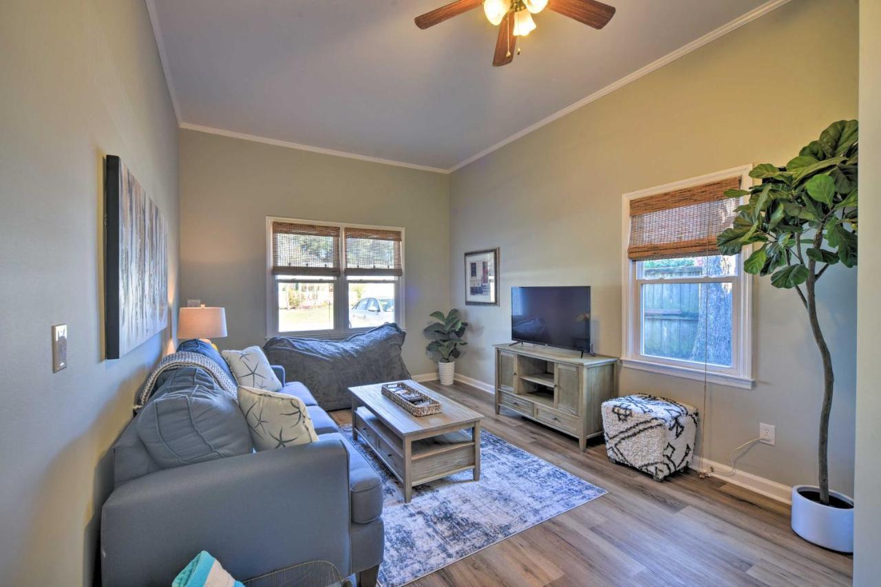 Charming House With Patio, 3 Half Mi To Beach! Charleston Bagian luar foto